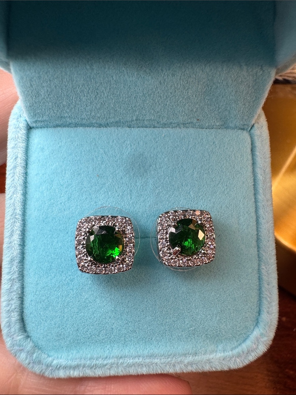 3160-Swarovski Crystal Element post earrings,velvet‎ box included